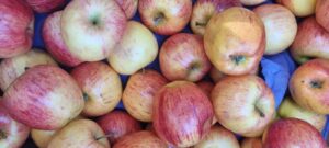 maçãs no mercado