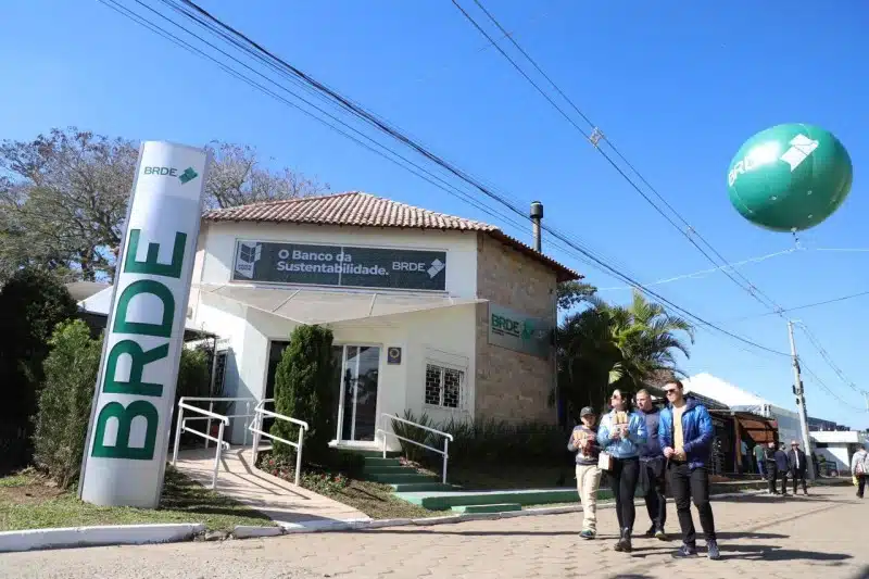 O Banco Regional de Desenvolvimento do Extremo Sul (BRDE) vai liberar R$ 350 milhões em novos financiamentos durante a 47ª Expointer.