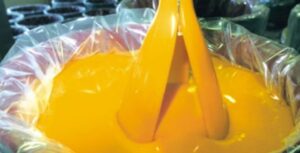Estoques de suco de laranja aumentam, mas oferta continua limitada