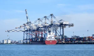 Exportações do agro crescem e garantem superávit histórico