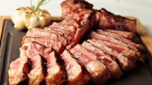 Por que não se come carne na Sexta Feira Santa? Entenda a tradição