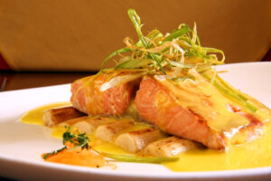 Salmão vira alternativa e impulsiona vendas na Páscoa