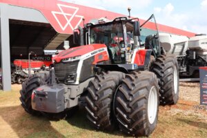 Cuidados na entressafra ajudam a preservar máquinas agrícolas