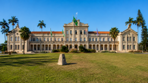 Escola Superior de Agricultura Luiz de Queiroz