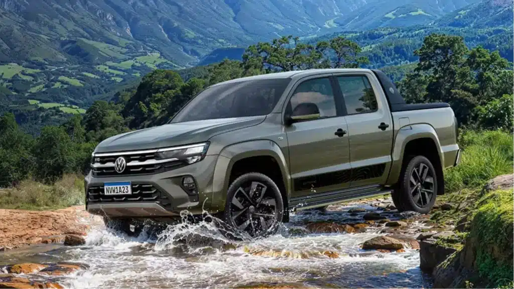Volkswagen Amarok V6 atravessa trecho de água em cenário rural