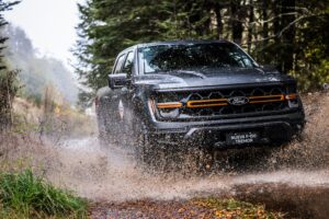Ford F-150 envolvida em recall por falha que pode fazer tanque de combustível se soltar