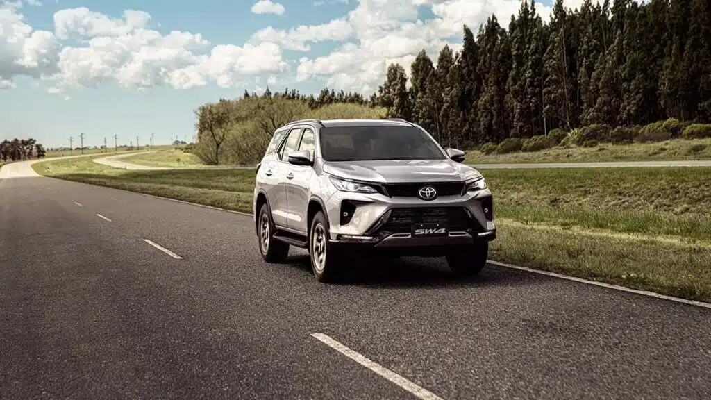 Toyota SW4 4x4 a diesel é uma das referências entre os SUVs grandes