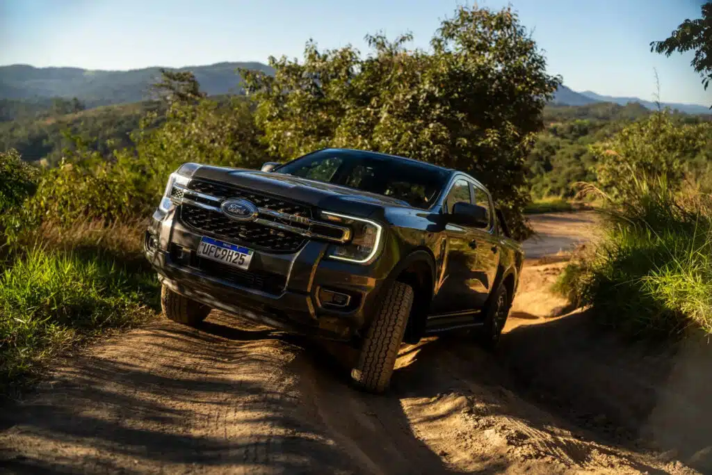 Ford Ranger lidera vendas de picapes médias em setembro